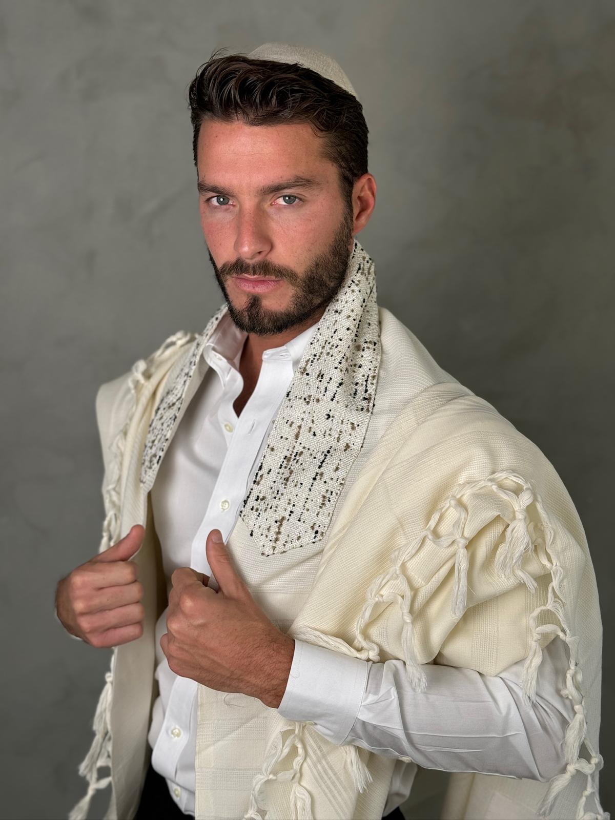 WhatsApp Image 2024-11-20 at 22.20.31 (1)