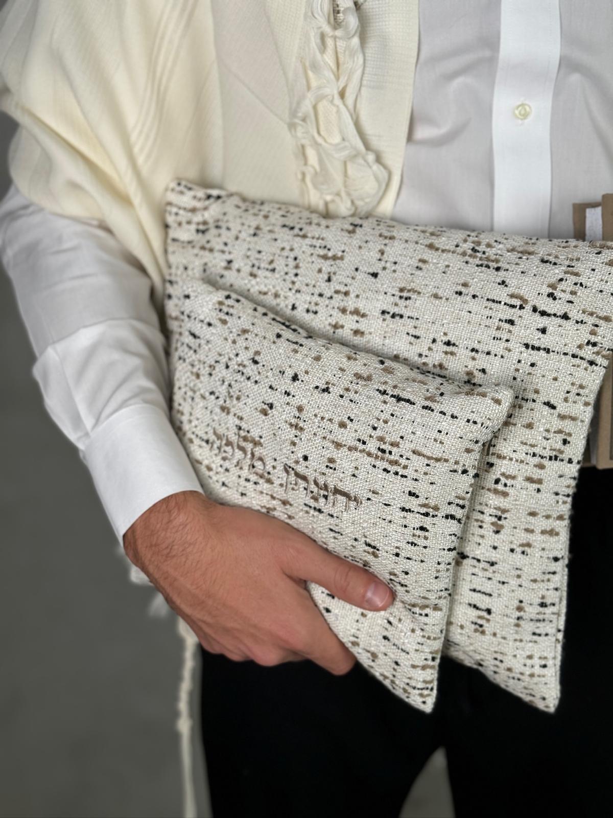 WhatsApp Image 2024-11-20 at 22.29.21 (2)