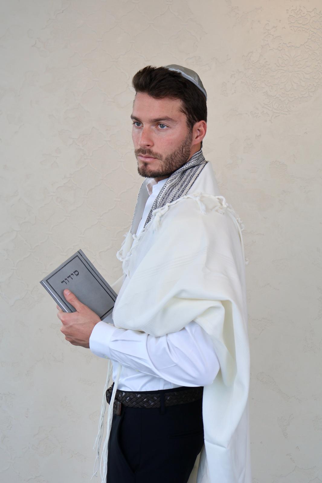 a1444d9b-de34-4916-a7a2-1b11ec219463